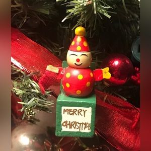 AWESOME VINTAGE 1960’s WOODEN JACK IN THE BOX ORNAMENT !